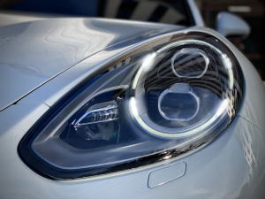 Восстановление стекол фар