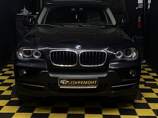 BMW X5 E70 White circle