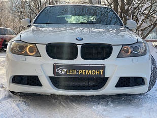 BMW 3 E90 white circle