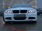 BMW 3 E90 white circle